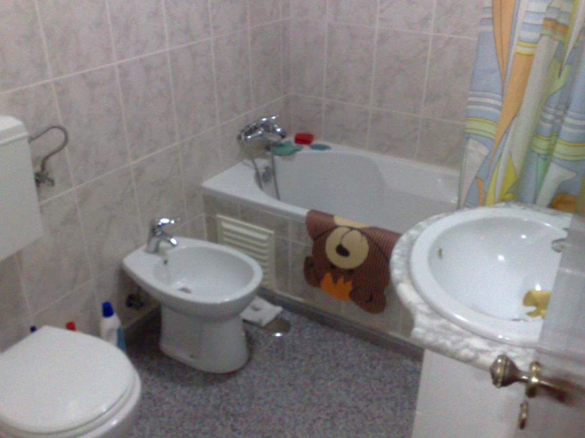 Room Villa Ribeiro Pilgrims Way To Santiago Bike A Garage For Marinhas Esposende Exterior photo