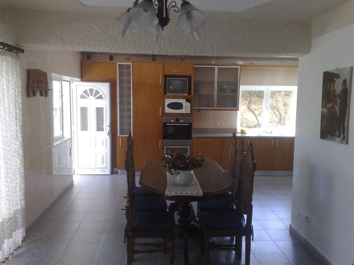 Room Villa Ribeiro Pilgrims Way To Santiago Bike A Garage For Marinhas Esposende Exterior photo