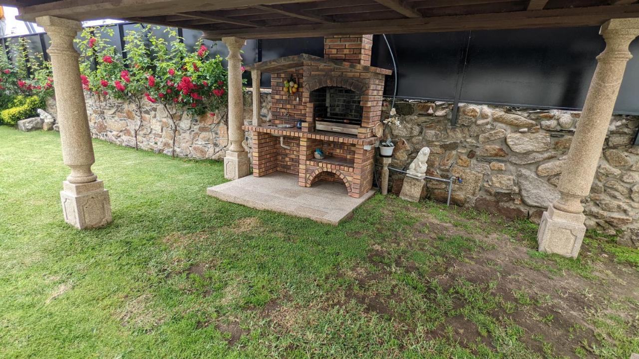 Room Villa Ribeiro Pilgrims Way To Santiago Bike A Garage For Marinhas Esposende Exterior photo